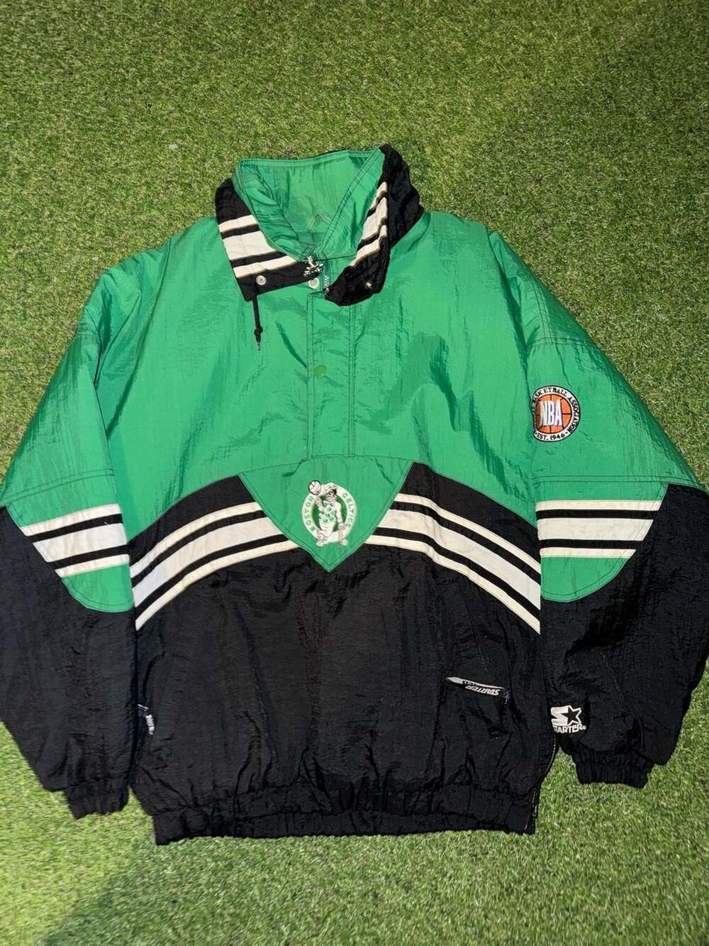 Starter Boston Celtics Jacket Size Large Vintage 90s Pullover